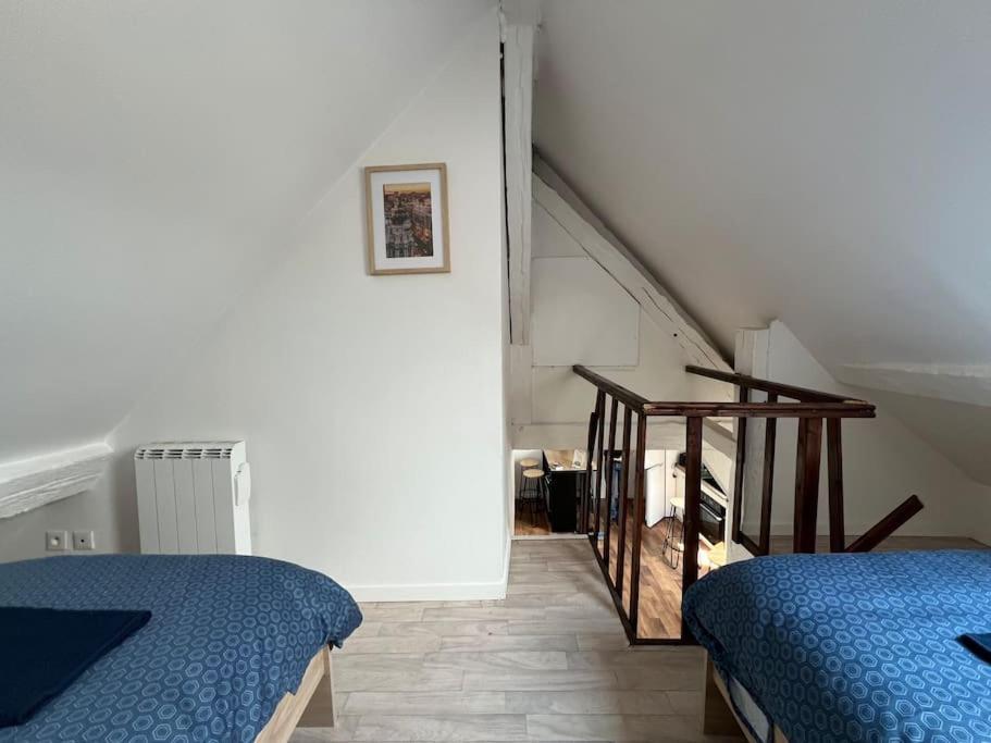 Loft De Villeneuve - 6 Pers エクステリア 写真